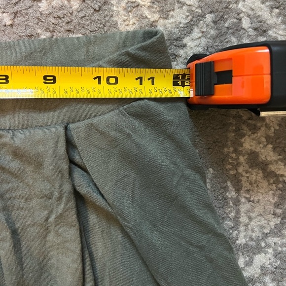 ASOS Forest Green Maxi Skirt size 6  (H110) - Picture 6 of 8